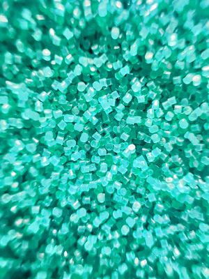 Materiale di blasting in plastica rossa 0,5 mm x 0,5 mm