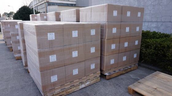 Filati di monofilamenti 20D 30D Twist di colore brillante Filati di monofilamenti poliesteri per calzini Filati di monofilamenti a maglia